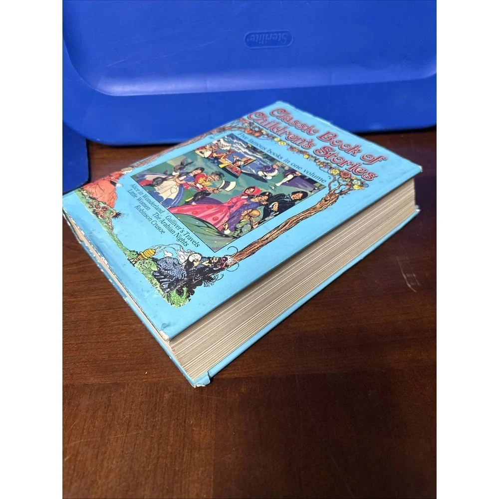 Classic Book‎ of Children's Stories Hardcover - 1934-1986 Gulliver's, Alice,...